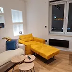 Lux Centro Storico 公寓